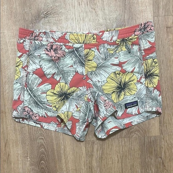 PATAGONIA | Girls' Baggies™ Shorts, Size L - Picture 2 of 4